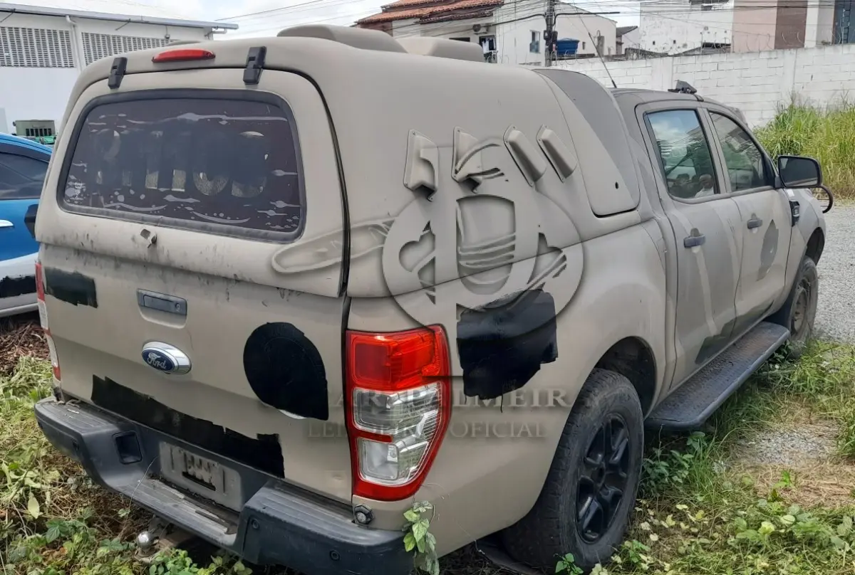 LOTE 029 - VEÍCULO: I/FORD RANGER XLSCD4 22C (MOTOR SOLTO E INCOMPLETO, ANO/MOD 2017/2018 / 6ª PARTE FEIRA DE SANTANA
