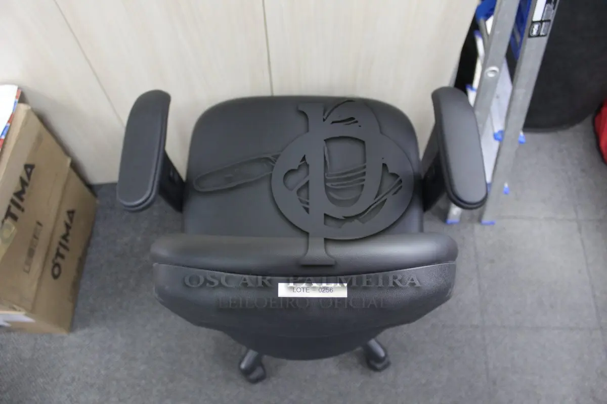 LOTE 0256 - MÓVEL DE ESCRITÓRIO