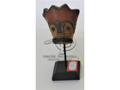 LOTE 052 - MASCARA