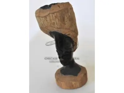 LOTE 054 - ESCULTURA