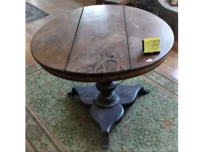 LOTE 075 - MESA