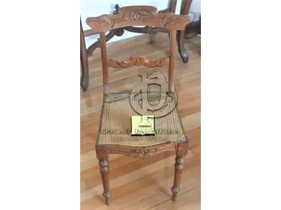 LOTE 071 - CADEIRA