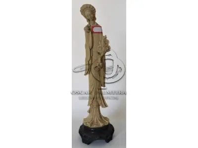 LOTE 045 - PEÇA DE DECORAÇÃO