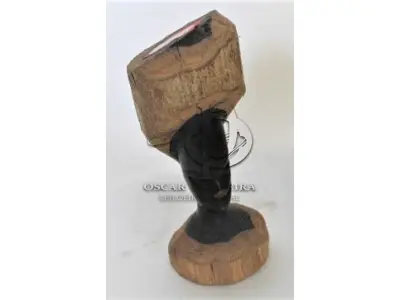 LOTE 054 - ESCULTURA