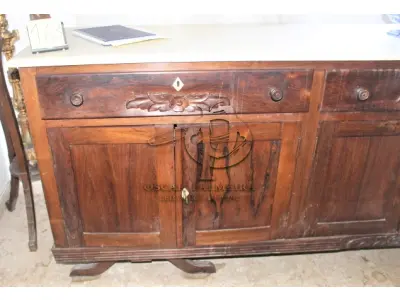 LOTE 168 - APARADOR