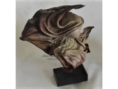 LOTE 208 - ESCULTURA