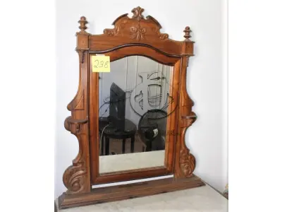 LOTE 238 - PENTEADEIRA