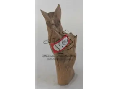 LOTE 145 - ESCULTURA