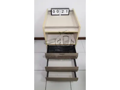 LOTE 021 - LOTE - 0021 - GAVETEIRO 3 GAVETAS