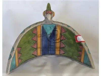 LOTE 205 - ESCULTURA