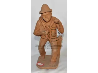 LOTE 206 - ESCULTURA