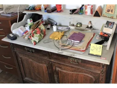 LOTE 249 - ESCRIVANINHA