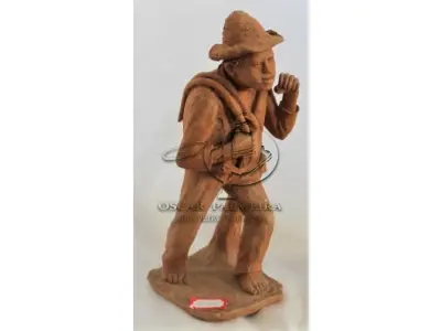 LOTE 206 - ESCULTURA