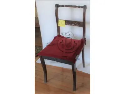 LOTE 162 - CADEIRA