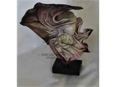 LOTE 208 - ESCULTURA