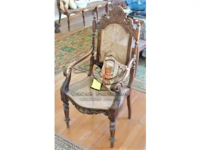LOTE 097 - CADEIRA