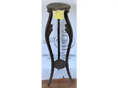 LOTE 171 - APARADOR