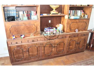 LOTE 187 - ESTANTE