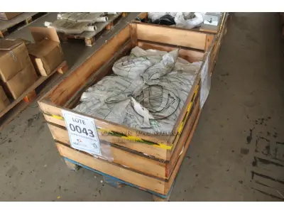 LOTE 043 - MATERIAL DIVERSO