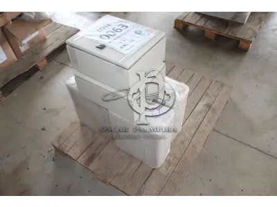 LOTE 063 - MATERIAL DIVERSO