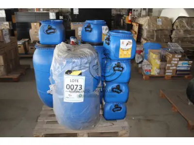 LOTE 073 - MATERIAL DIVERSO