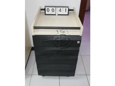 LOTE 041 - LOTE - 0041 - GAVETEIRO 3 GAVETAS