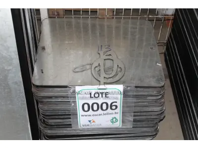 LOTE 006 - MATERIAL DIVERSO