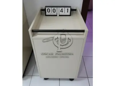 LOTE 041 - LOTE - 0041 - GAVETEIRO 3 GAVETAS