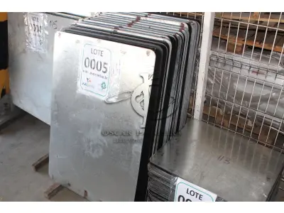 LOTE 005 - MATERIAL DIVERSO