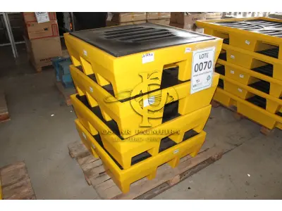 LOTE 070 - MATERIAL DIVERSO