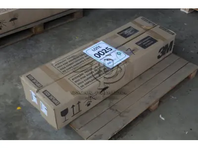 LOTE 025 - MATERIAL DIVERSO