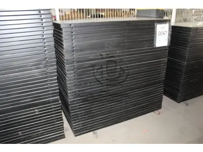 LOTE 047 - MATERIAL DIVERSO