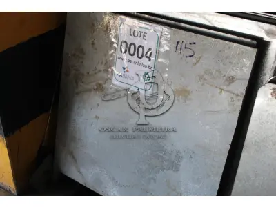 LOTE 004 - MATERIAL DIVERSO