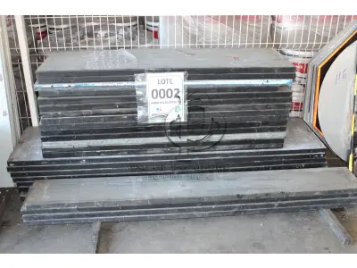 LOTE 002 - MATERIAL DIVERSO