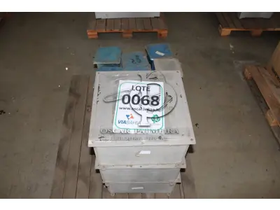 LOTE 068 - MATERIAL DIVERSO