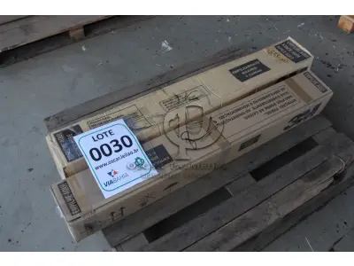 LOTE 030 - MATERIAL DIVERSO