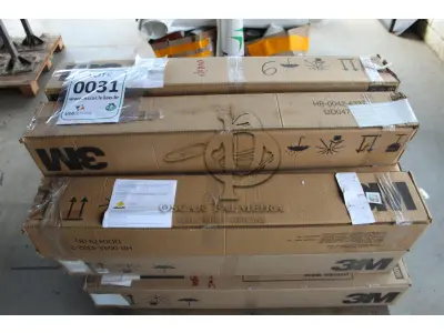 LOTE 031 - MATERIAL DIVERSO