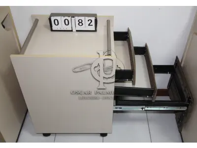 LOTE 082 - LOTE - 0082 - GAVETEIRO 3 GAVETAS