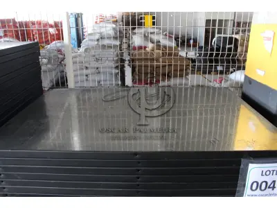 LOTE 047 - MATERIAL DIVERSO