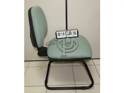 LOTE 165 - LOTE - 0165 - CADEIRA SECRETÁRIA FIXA S/ BRAÇO