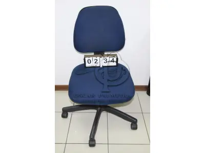 LOTE 234 - LOTE - 0234 - CADEIRA SECRETÁRIA GIRATÓRIA S/ BRAÇO