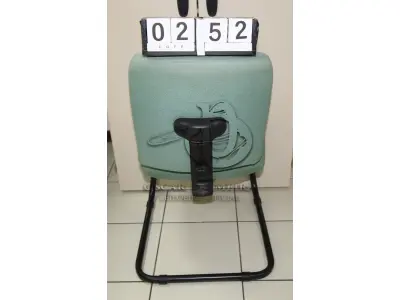 LOTE 252 - LOTE - 0252 - CADEIRA SECRETÁRIA FIXA S/ BRAÇO