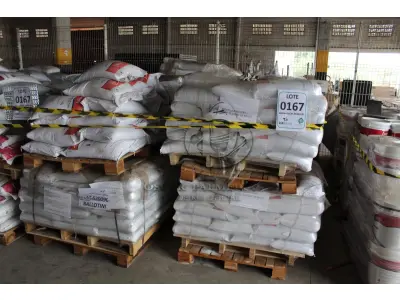 LOTE 167 - MATERIAL DIVERSO