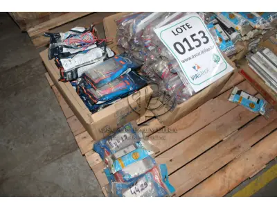 LOTE 153 - MATERIAL DIVERSO