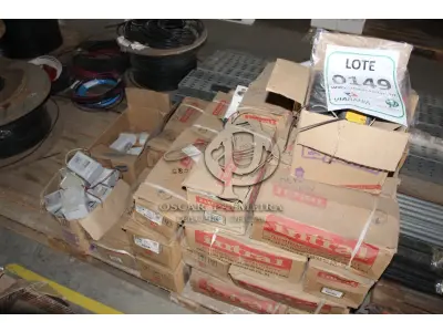 LOTE 149 - MATERIAL DIVERSO