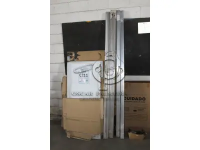 LOTE 211 - MATERIAL DIVERSO