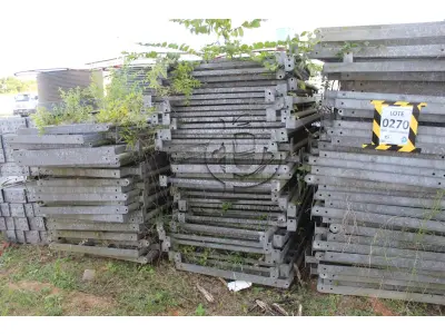 LOTE 270 - MATERIAL DIVERSO