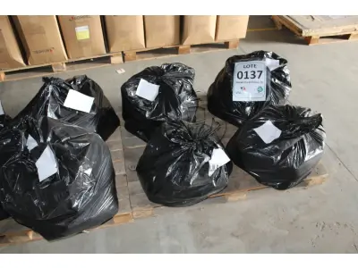 LOTE 137 - MATERIAL DIVERSO