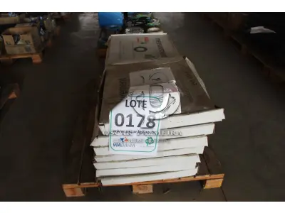 LOTE 178 - MATERIAL DIVERSO