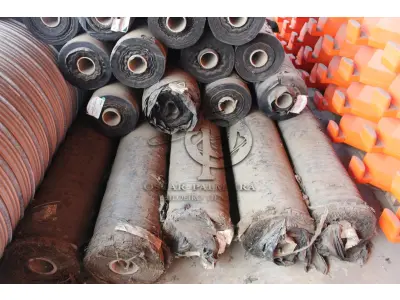 LOTE 172 - MATERIAL DIVERSO